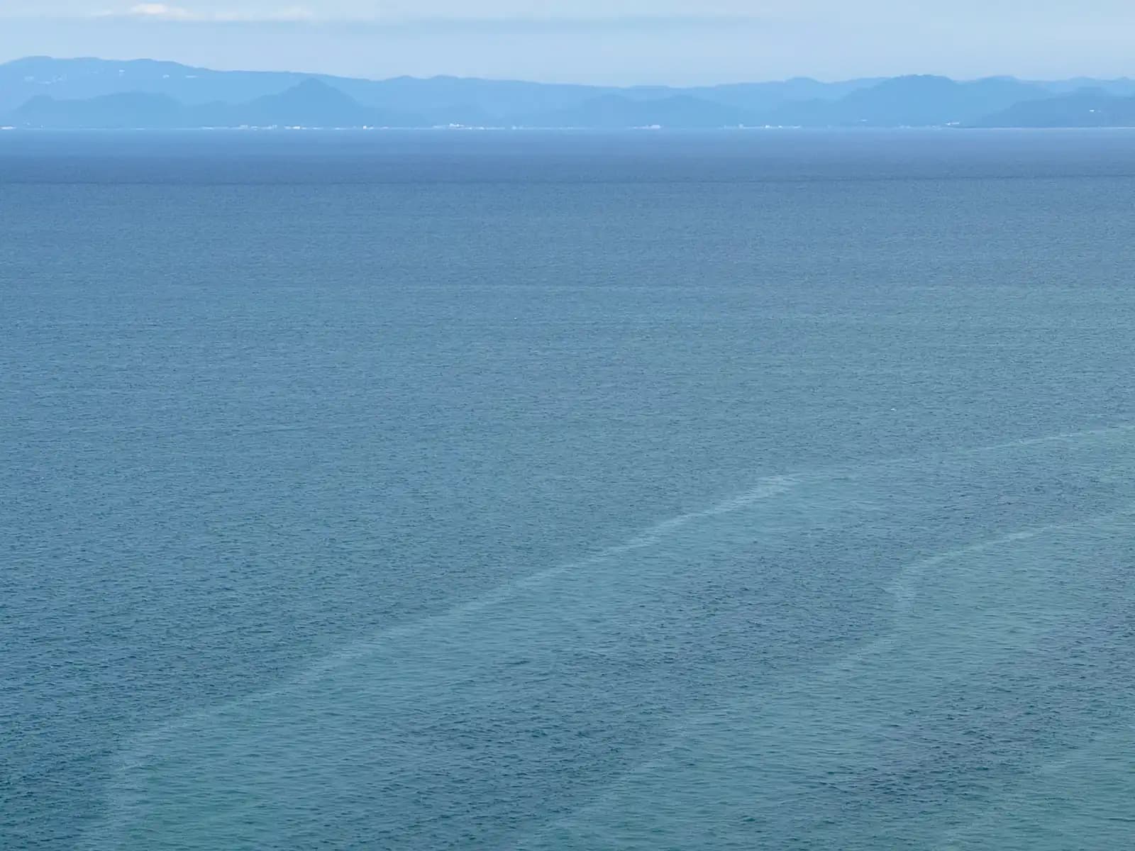 Suruga Bay, with the Izu Peninsula on the other side. It's the deepest bay in Japan: the bottom is more than 2,000 meters down.